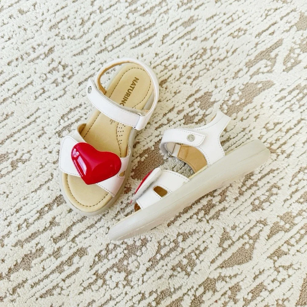Naturino Velcro sandals with heart ♥️